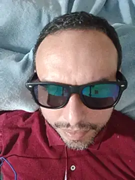 ElSunEagle online show from July 18, 2026, 4:32 am