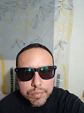 ElSunEagle online show from July 11, 2026, 2:12 am