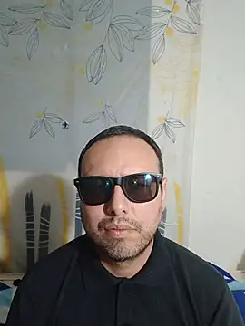 ElSunEagle online show from July 10, 2026, 3:17 am
