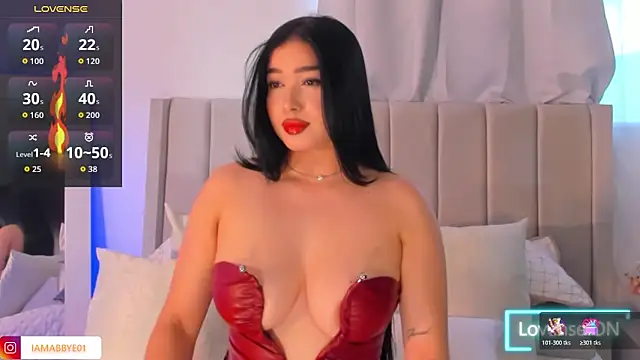 Snapshot of Abbye_blue01 chatting on October 21, 2025, 9:36 pm Abbye blue01 online show from October 21, 2025, 9:36 pm