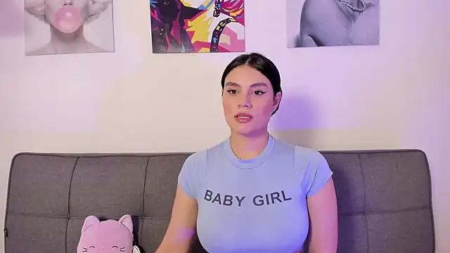 Snapshot of Maylin_Garcia chatting on June 22, 2026, 9:45 pm Maylin Garcia online show from June 22, 2026, 9:45 pm
