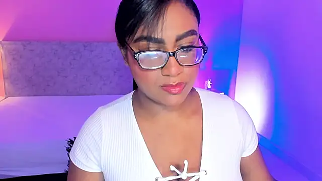 BlakmillerrGilson online show from September 12, 2025, 7:46 pm