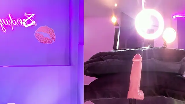 ZendayaGrey online show from March 19, 2026, 10:54 pm