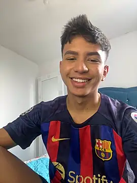 Leonarrrd 01 online show from February 8, 2025, 10:19 pm