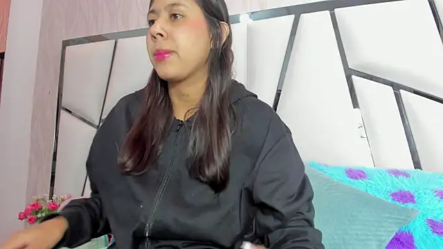  aurora18  online show from April 2, 2026, 3:13 am