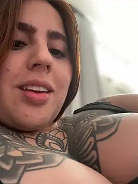 ValerieHilton online show from September 29, 2025, 10:04 pm