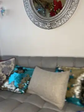 ValerieHilton online show from December 19, 2025, 9:39 pm