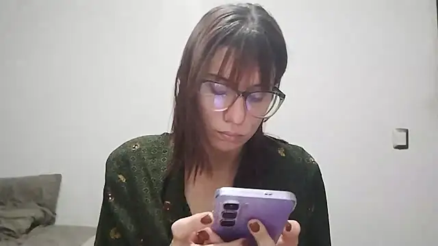 Luna-e-Franco1 online show from March 1, 2026, 12:10 am