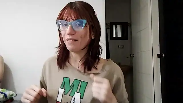 Luna-e-Franco1 online show from January 18, 2026, 6:22 pm