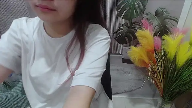 Milajinxi online show from September 25, 2025, 12:49 am