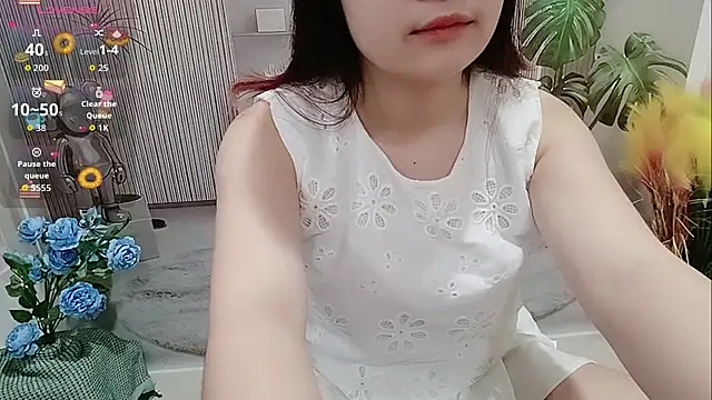 Milajinxi online show from November 6, 2025, 12:47 am