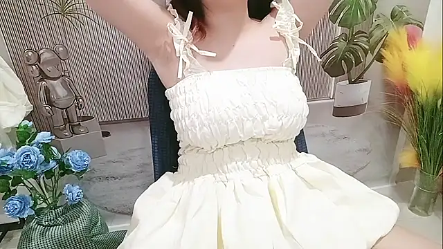 Milajinxi online show from October 17, 2025, 12:47 am