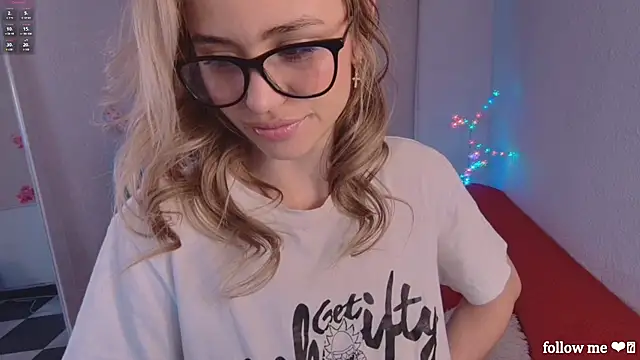 Lucy Princes online show from March 6, 2026, 6:52 am