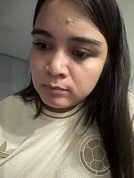 CamilaSofiia online show from June 23, 2026, 11:25 pm
