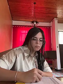 Snapshot of CamilaSofiia chatting on March 2, 2026, 9:22 pm CamilaSofiia online show from March 2, 2026, 9:22 pm