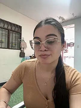 Snapshot of CamilaSofiia chatting on February 23, 2026, 9:37 pm CamilaSofiia online show from February 23, 2026, 9:37 pm