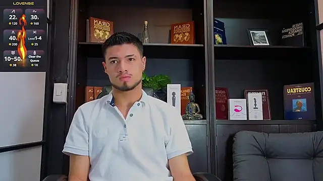 EdwardRoss  online show from October 4, 2025, 7:15 pm