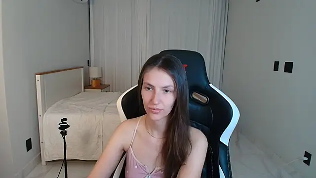 upssnowy online show from July 15, 2026, 1:12 am