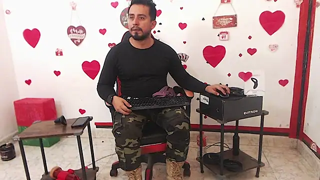 Snapshot of KalethBigDick chatting on February 27, 2026, 3:07 am KalethBigDick online show from February 27, 2026, 3:07 am