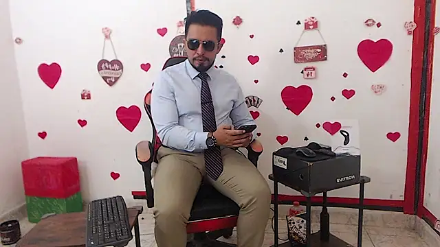 Snapshot of KalethBigDick chatting on February 22, 2026, 4:48 am KalethBigDick online show from February 22, 2026, 4:48 am