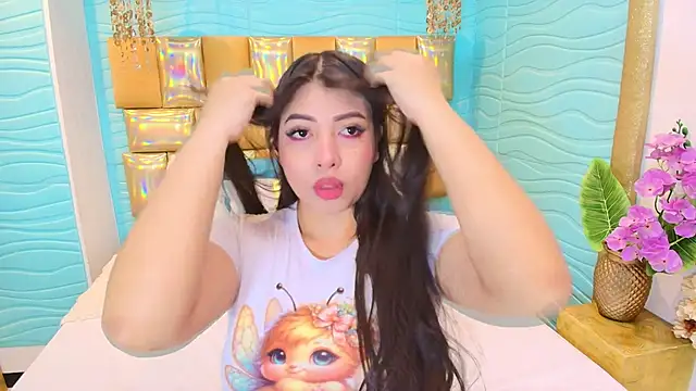 Miia Thompsonn online show from October 14, 2025, 9:15 pm