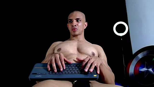 Antonywebb94 online show from November 15, 2025, 3:43 am