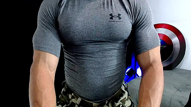 Snapshot of Antonywebb94 chatting on January 18, 2026, 8:34 pm Antonywebb94 online show from January 18, 2026, 8:34 pm