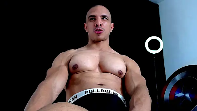 Antonywebb94 online show from December 21, 2025, 12:13 am