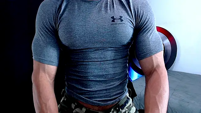 Snapshot of Antonywebb94 chatting on February 3, 2026, 6:22 am Antonywebb94 online show from February 3, 2026, 6:22 am