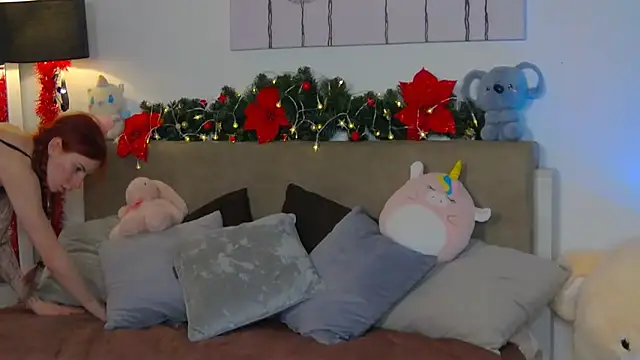 CassKiera online show from December 20, 2025, 6:05 am