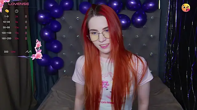 EmilyKents online show from November 20, 2025, 1:50 am