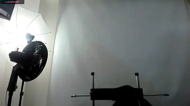 alissonandamy online show from March 10, 2025, 12:06 pm