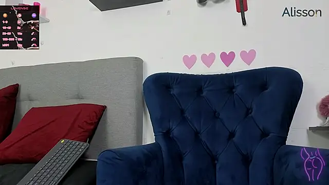 alissonandamy online show from October 6, 2025, 7:03 pm