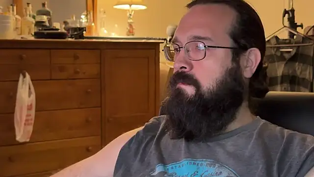 Snapshot of Seraph_De_La_Luna chatting on March 1, 2026, 3:17 am Seraph De La Luna online show from March 1, 2026, 3:17 am