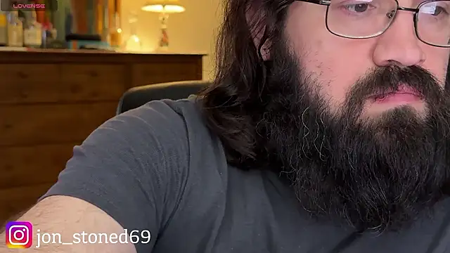 Snapshot of Seraph_De_La_Luna chatting on February 2, 2026, 10:09 pm Seraph De La Luna online show from February 2, 2026, 10:09 pm