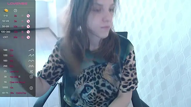 LisaHeart online show from September 10, 2025, 3:11 pm