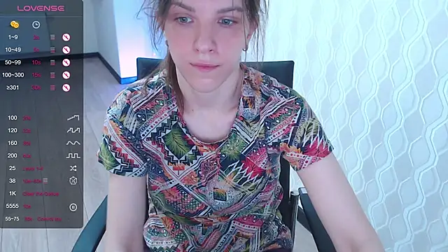 LisaHeart online show from March 23, 2025, 12:15 am