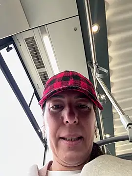 eveangelll online show from February 12, 2026, 8:25 am