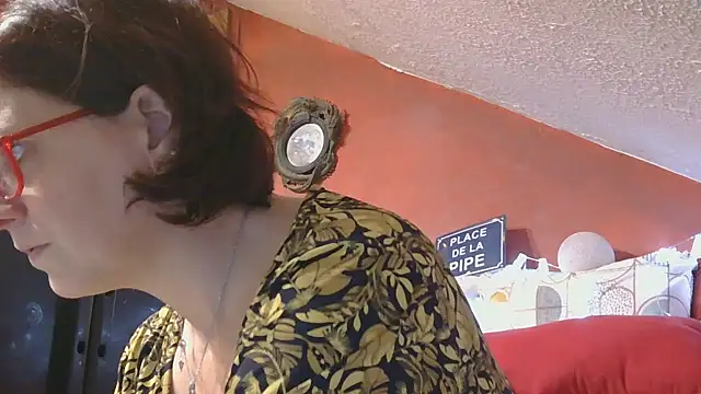 Snapshot of lanax chatting on November 12, 2025, 12:31 pm lanax online show from November 12, 2025, 12:31 pm