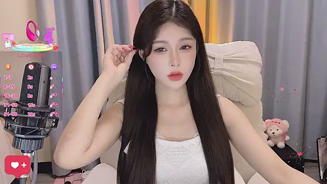 7-Love online show from April 10, 2026, 1:29 pm