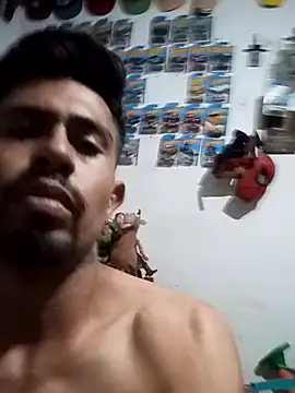 Snapshot of pene_latinoriico chatting on March 6, 2025, 12:32 am pene latinoriico online show from March 6, 2025, 12:32 am