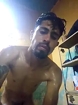Snapshot of pene_latinoriico chatting on September 26, 2025, 8:32 am pene latinoriico online show from September 26, 2025, 8:32 am