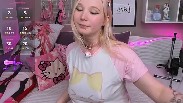 Snapshot of MeowkaKitty chatting on February 23, 2025, 3:56 am MeowkaKitty online show from February 23, 2025, 3:56 am