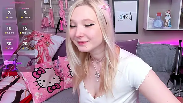 Snapshot of MeowkaKitty chatting on February 17, 2025, 1:15 am MeowkaKitty online show from February 17, 2025, 1:15 am