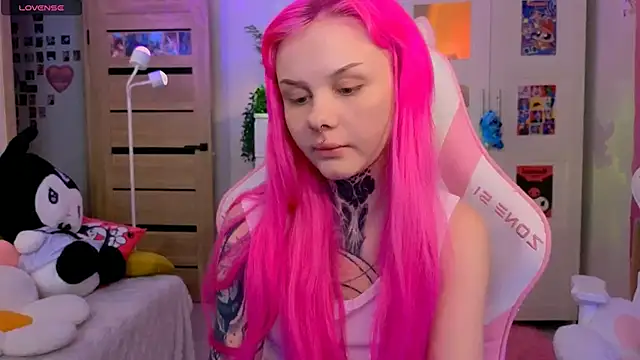 Britney Lynch online show from October 30, 2025, 6:49 pm