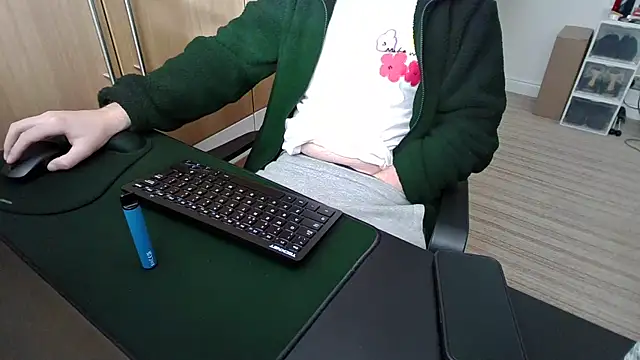 alwayshornyuk online show from February 25, 2025, 2:37 pm