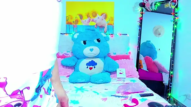 Candy Candy   online show from November 23, 2025, 11:15 pm