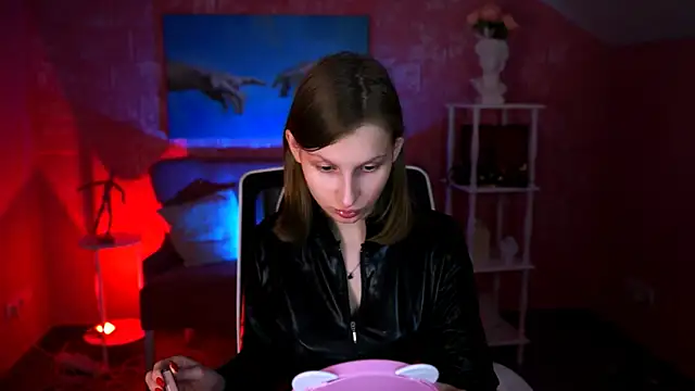 EllaHorton online show from April 19, 2026, 3:02 pm