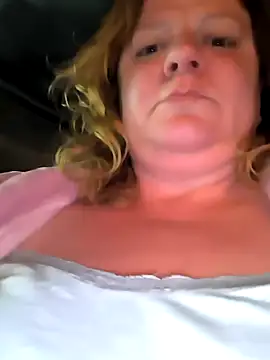 Snapshot of jusichka chatting on March 20, 2025, 5:36 pm jusichka online show from March 20, 2025, 5:36 pm