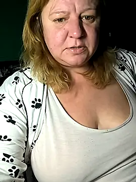 jusichka online show from November 23, 2025, 8:02 am